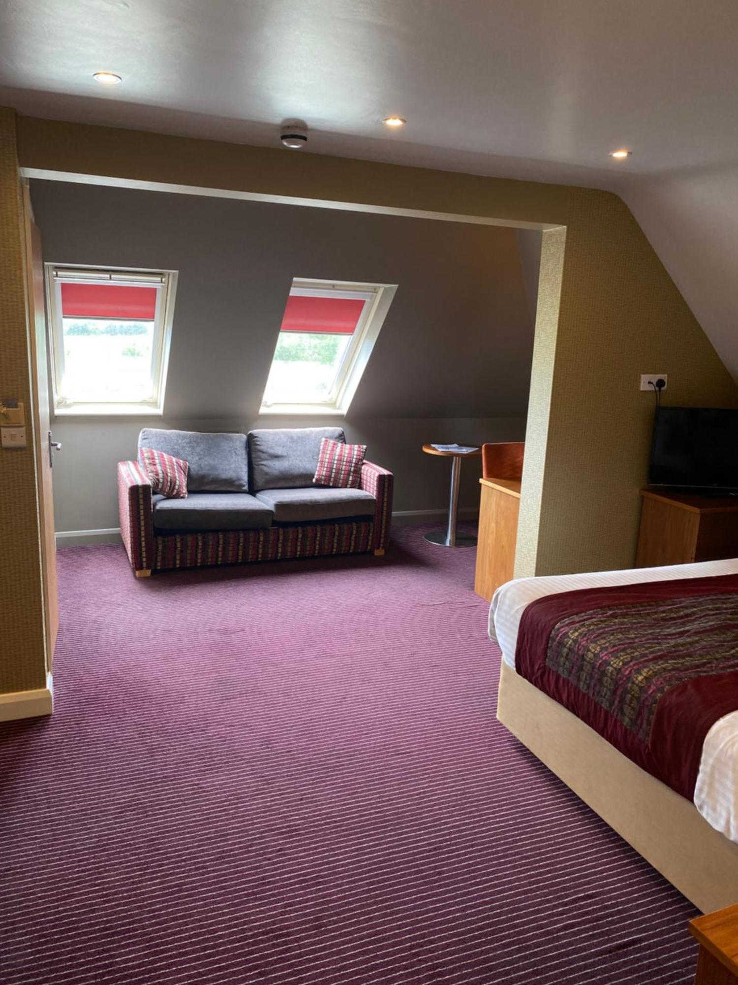 315 Bar & Restaurant Hotel Huddersfield Buitenkant foto