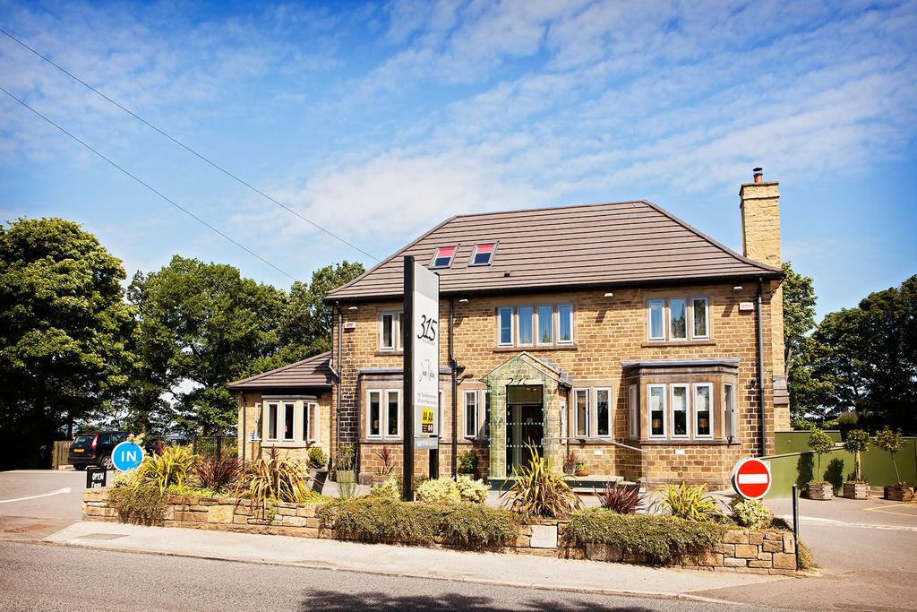 315 Bar & Restaurant Hotel Huddersfield Buitenkant foto